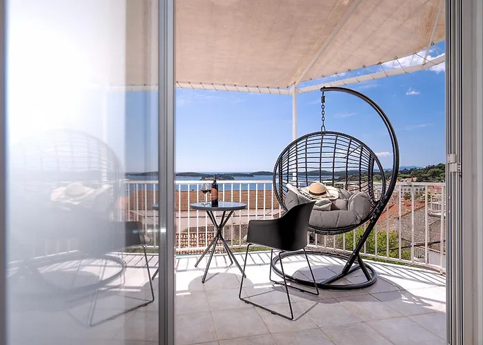 View - Zf Hvar フヴァル